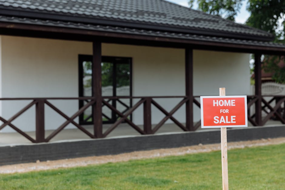 Should I Buy a House Now or Wait Until 2027 Canada? Getwealthy Should I Buy A House Now Or Wa Body 1